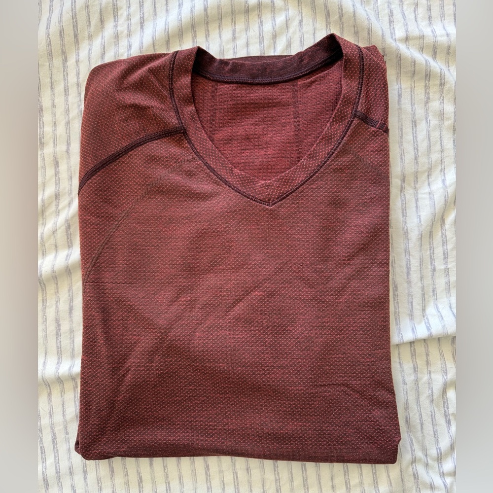 Lululemon Metal Vent Tech, Burnt Orange, Size Large